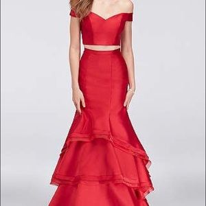 Red two piece prom dress ❤️❤️💃🏼